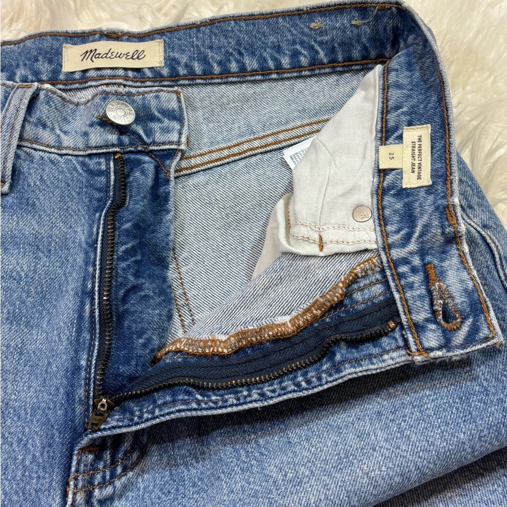 NWOT Madewell The Perfect Vintage Straight Jean High Rise - Picture 5 of 16
